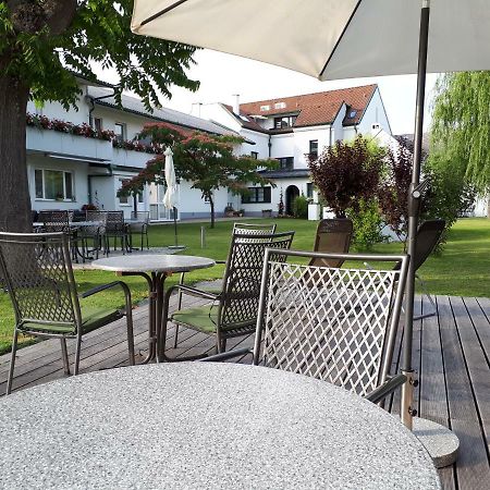 Pension Joseph Haydn Podersdorf am See Exterior photo