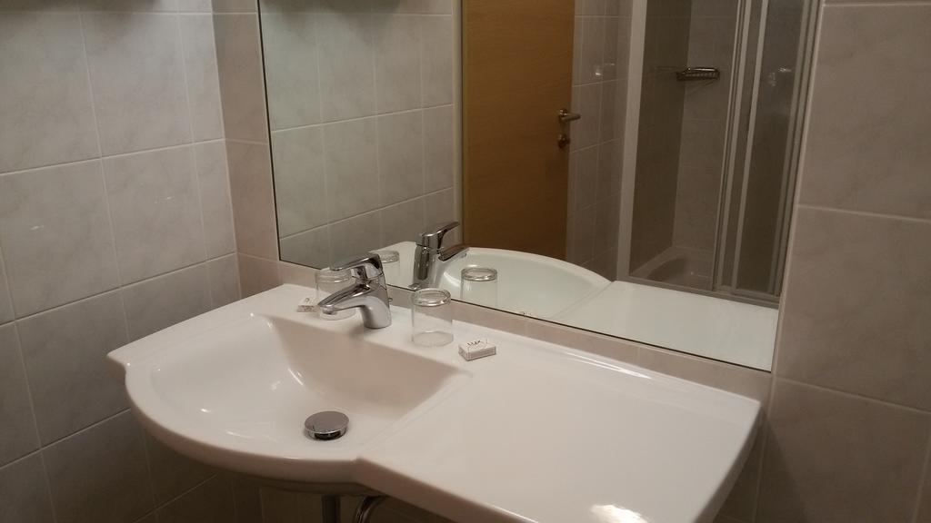 Pension Joseph Haydn Podersdorf am See Room photo