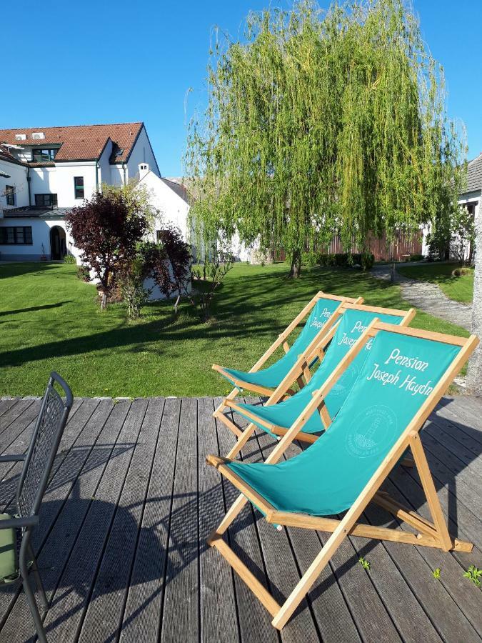 Pension Joseph Haydn Podersdorf am See Exterior photo
